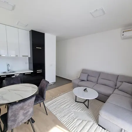 Apartment Djordje Budva